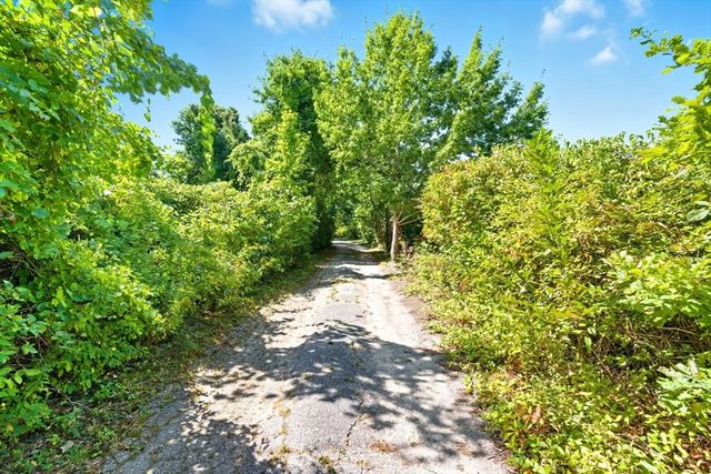 59 Hope Ln, Dennis, MA 02638