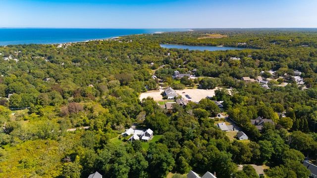 59 Hope Ln, Dennis, MA 02638