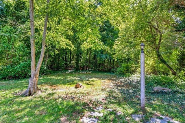 59 Hope Ln, Dennis, MA 02638