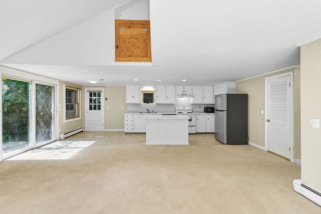 59 Hope Ln, Dennis, MA 02638