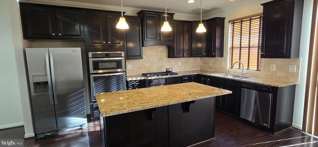 14067 MARKETCENTER DR, Clarksburg, MD 20871