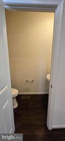 14067 MARKETCENTER DR, Clarksburg, MD 20871