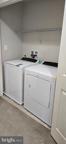 14067 MARKETCENTER DR, Clarksburg, MD 20871