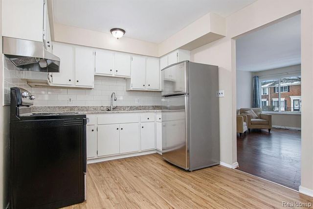 4839 Mansfield Avenue G6, Royal Oak City, MI 48073