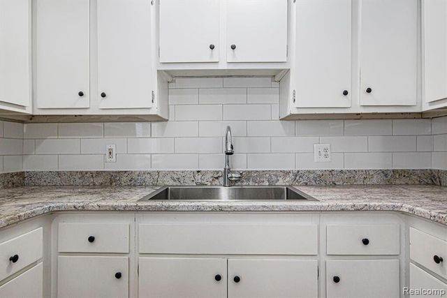 4839 Mansfield Avenue G6, Royal Oak City, MI 48073