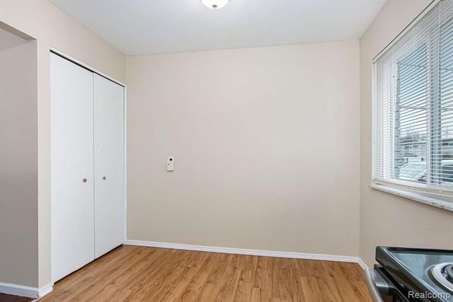 4839 Mansfield Avenue G6, Royal Oak City, MI 48073