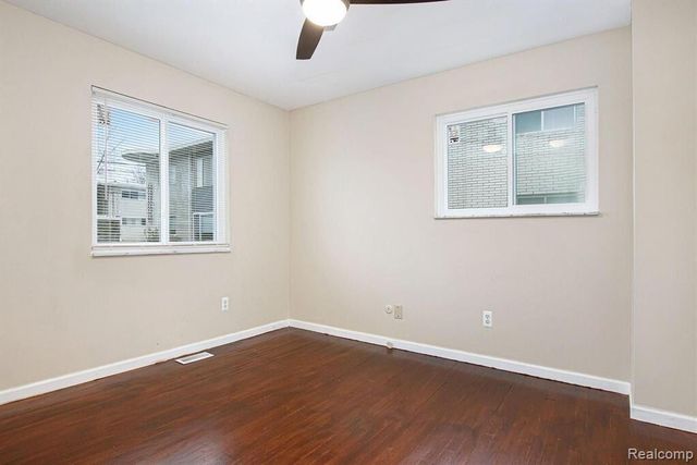 4839 Mansfield Avenue G6, Royal Oak City, MI 48073