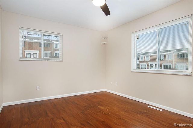 4839 Mansfield Avenue G6, Royal Oak City, MI 48073