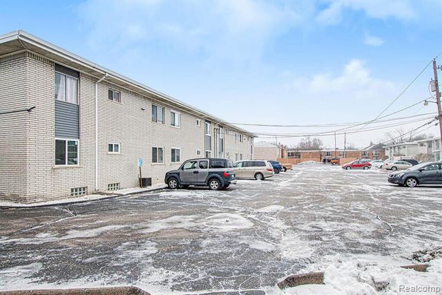 4839 Mansfield Avenue G6, Royal Oak City, MI 48073