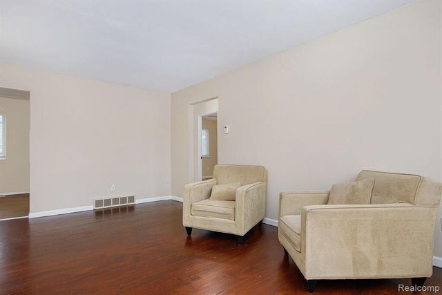 4839 Mansfield Avenue G6, Royal Oak City, MI 48073