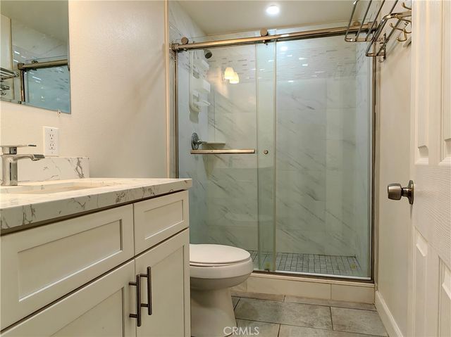 960 E Columbia Avenue, Pomona, CA 91767