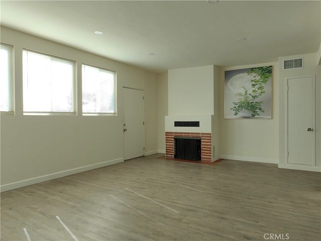 960 E Columbia Avenue, Pomona, CA 91767