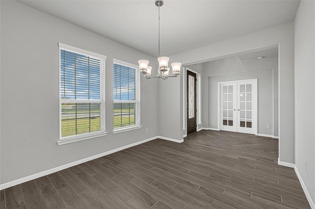 15302 Spring Lake Avenue, Mont Belvieu, TX 77523