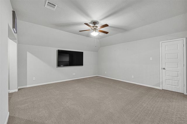 15302 Spring Lake Avenue, Mont Belvieu, TX 77523