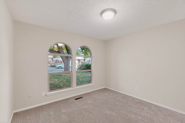 3803 Cheraz Road NE, Albuquerque, NM 87111