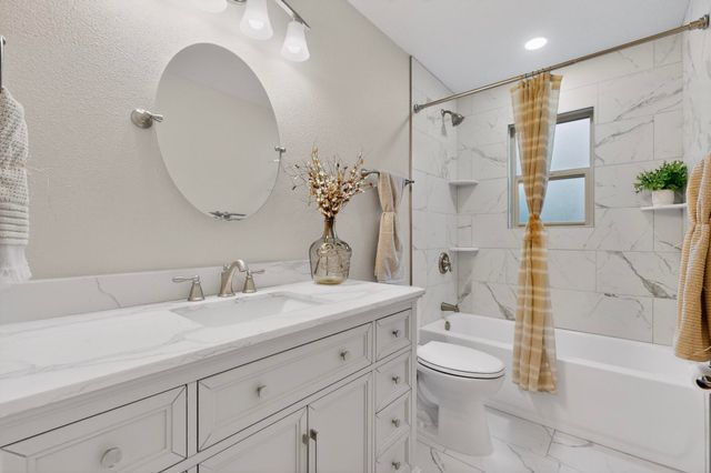 3803 Cheraz Road NE, Albuquerque, NM 87111