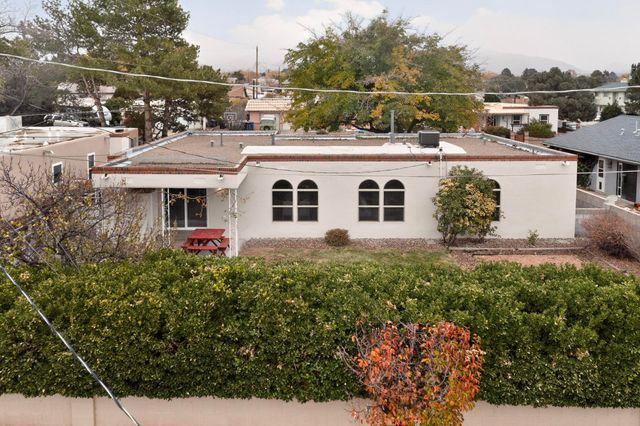 3803 Cheraz Road NE, Albuquerque, NM 87111