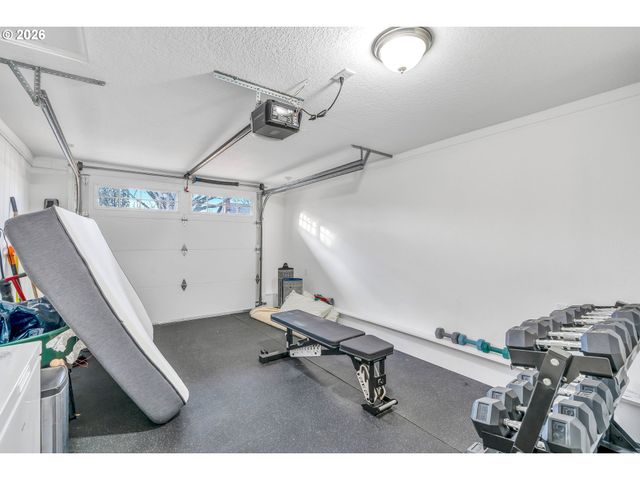 8516 N CALHOUN Ave, Portland, OR 97203