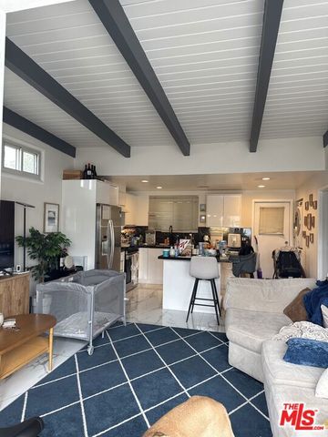 8807 Reading Avenue, Los Angeles, CA 90045