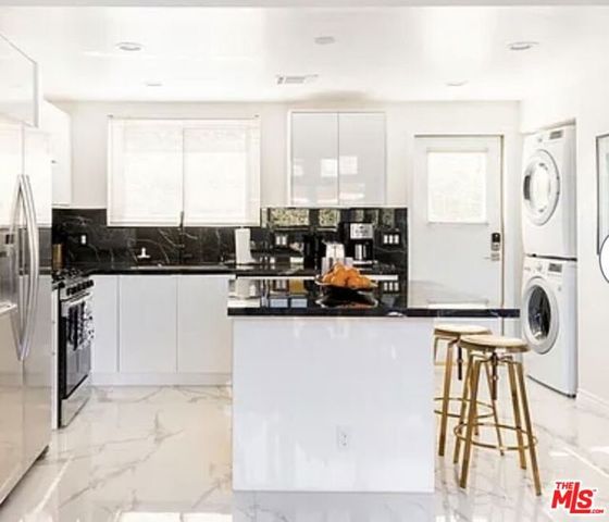 8807 Reading Avenue, Los Angeles, CA 90045