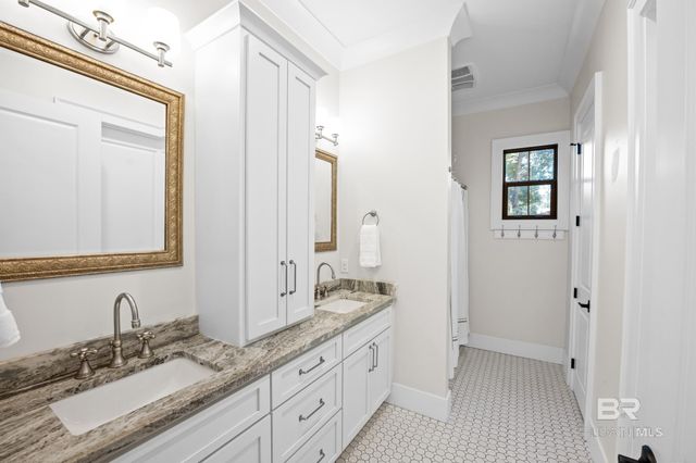 152 Pinecrest Lane, Fairhope, AL 36532
