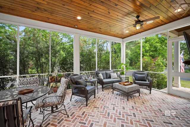 152 Pinecrest Lane, Fairhope, AL 36532