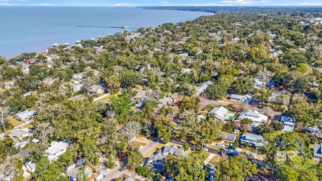 152 Pinecrest Lane, Fairhope, AL 36532