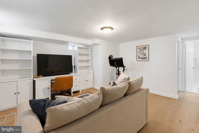 3740 KELLER AVE, Alexandria, VA 22302