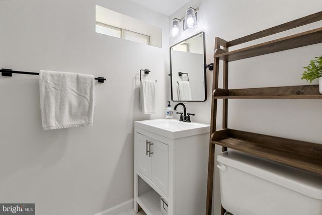 3740 KELLER AVE, Alexandria, VA 22302