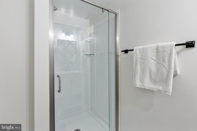 3740 KELLER AVE, Alexandria, VA 22302