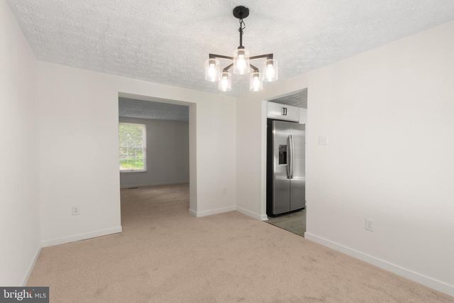 100 ALBANY AVE E, Walkersville, MD 21793