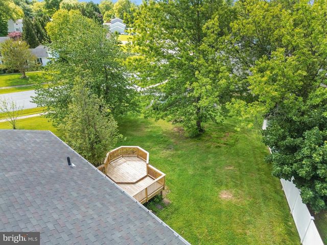 100 ALBANY AVE E, Walkersville, MD 21793