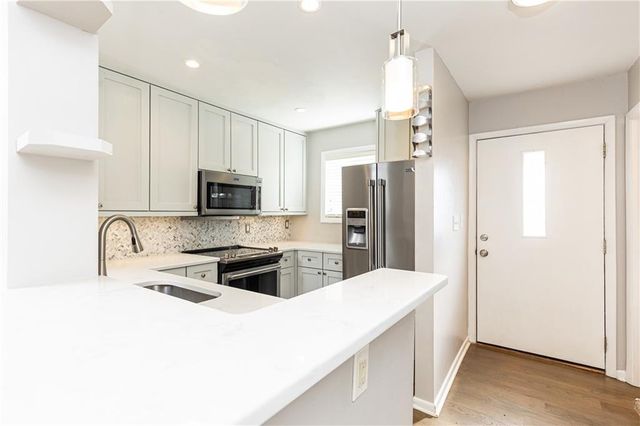 3501 Roswell Road NE 302, Atlanta, GA 30305