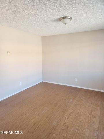 192 CORONADO Road, 28, El Paso, TX 79915