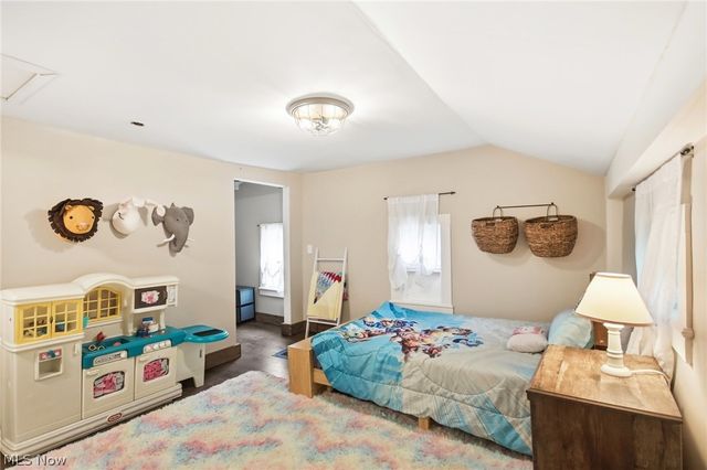 2591 Wayland Road, Deerfield, OH 44411