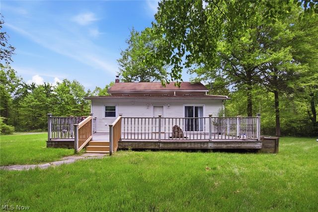 2591 Wayland Road, Deerfield, OH 44411