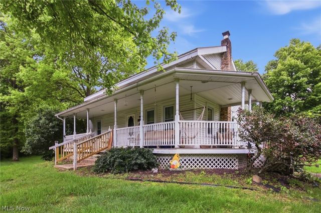 2591 Wayland Road, Deerfield, OH 44411