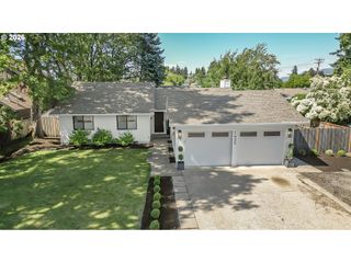 1633 HOLLY Ave, Eugene, OR 97408