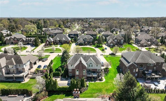 54182 Queensbourough Drive, Utica, MI 48315