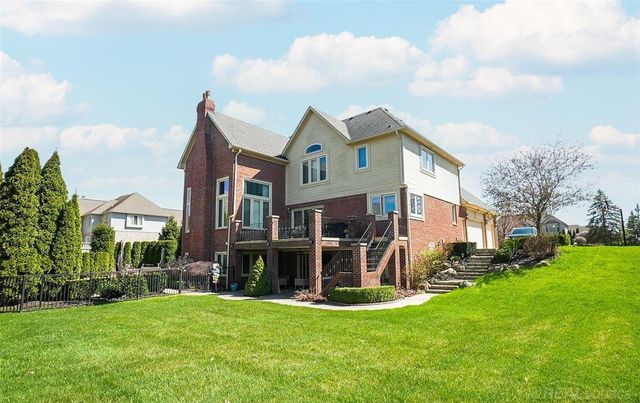 54182 Queensbourough Drive, Utica, MI 48315