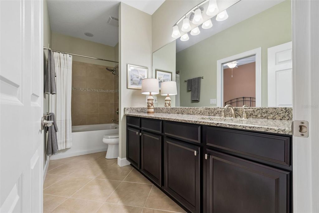 Image 40 of property listing at 5830 CAVANO DRIVE, Sarasota, FL 34231