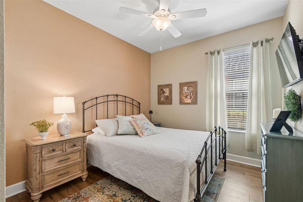 Image 46 of property listing at 5830 CAVANO DRIVE, Sarasota, FL 34231