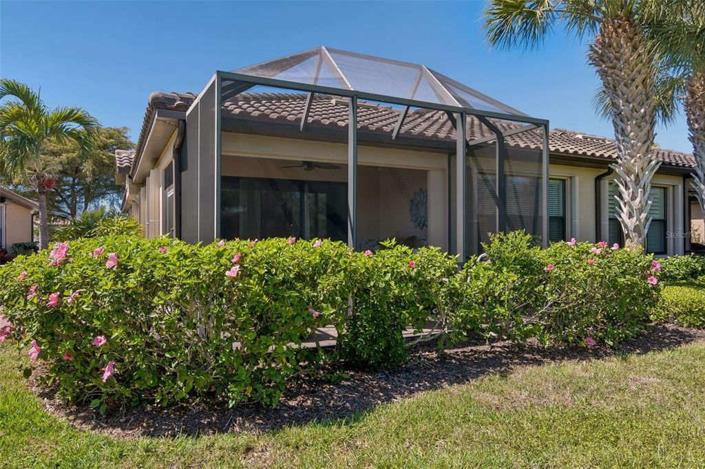 Image 50 of property listing at 5830 CAVANO DRIVE, Sarasota, FL 34231
