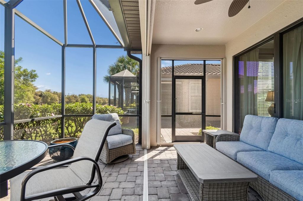 Image 61 of property listing at 5830 CAVANO DRIVE, Sarasota, FL 34231