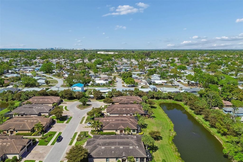 Image 66 of property listing at 5830 CAVANO DRIVE, Sarasota, FL 34231