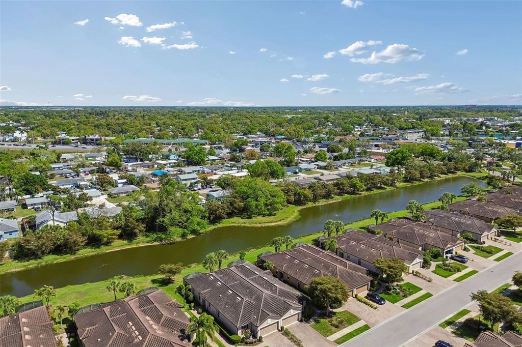 Image 68 of property listing at 5830 CAVANO DRIVE, Sarasota, FL 34231