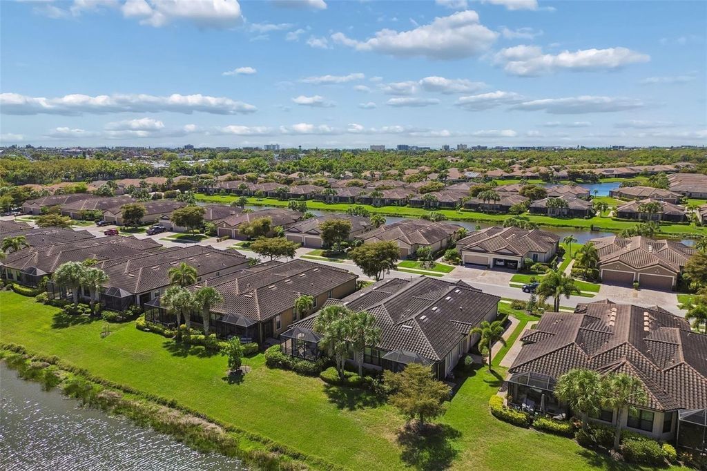 Image 79 of property listing at 5830 CAVANO DRIVE, Sarasota, FL 34231