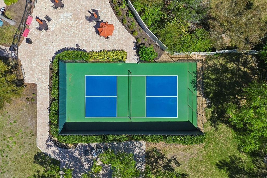 Image 90 of property listing at 5830 CAVANO DRIVE, Sarasota, FL 34231