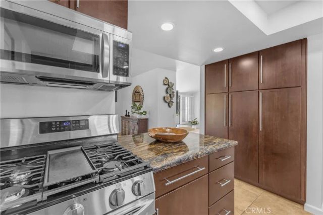 1413 Caleta Way East, Palm Springs, CA 92262