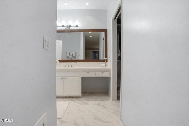 10327 Missouri Avenue 102, Los Angeles, CA 90025